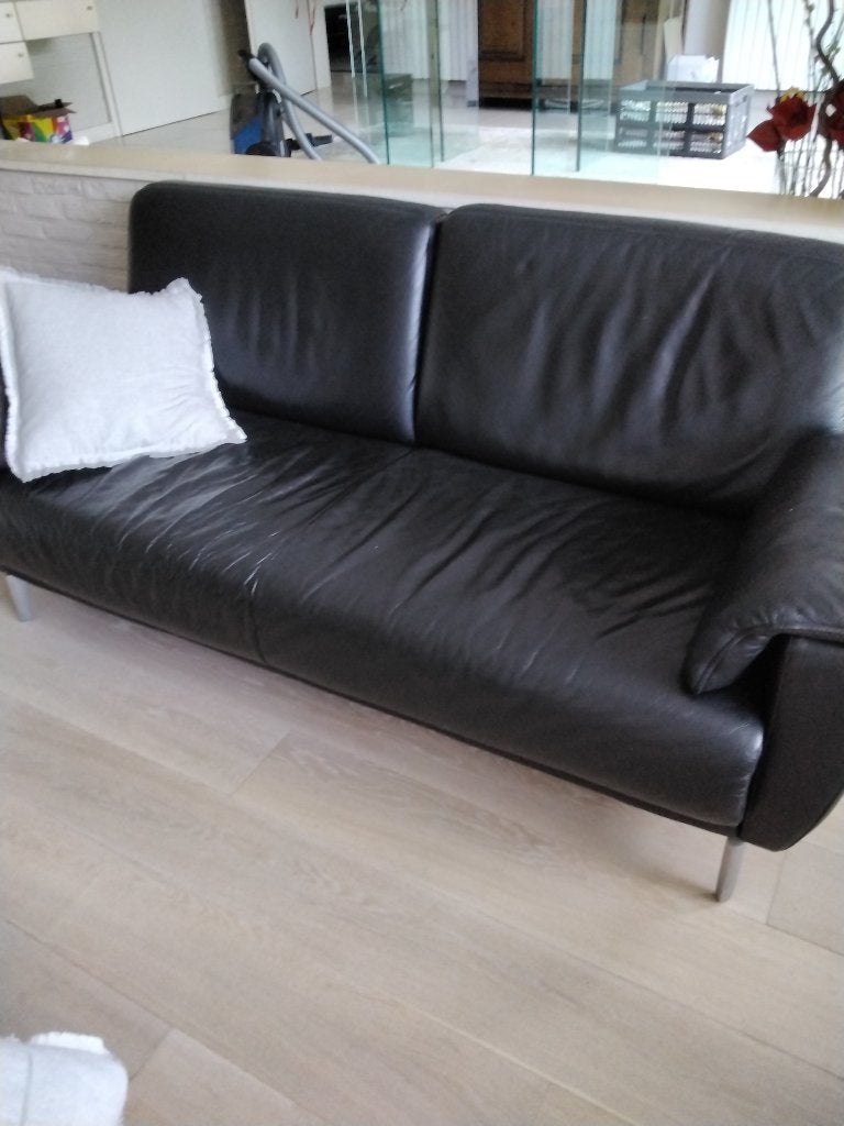 Zetel  in leder, Ophalen