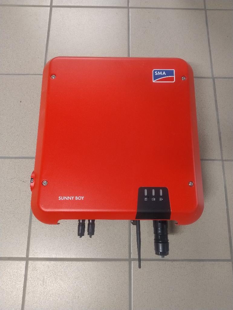 SMA Sunny Boy Omvormer 3.0, Doe-het-zelf en Bouw, Ophalen, Zo goed als nieuw, 200 wattpiek of meer