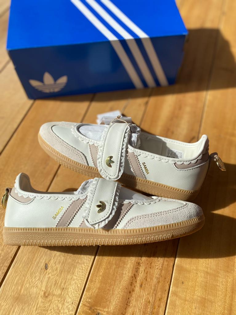 Adidas Samba Jane Ruffle Pack Beige - Neuf 38, Kleding | Dames, Schoenen, Beige, Nieuw, Ballerina's, Ophalen of Verzenden