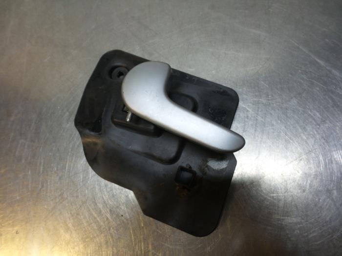 Poignée portière 4portes avant gauche d'un Opel Meriva (Me, Autos : Pièces & Accessoires, -, Opel, 3 mois de garantie, Utilisé