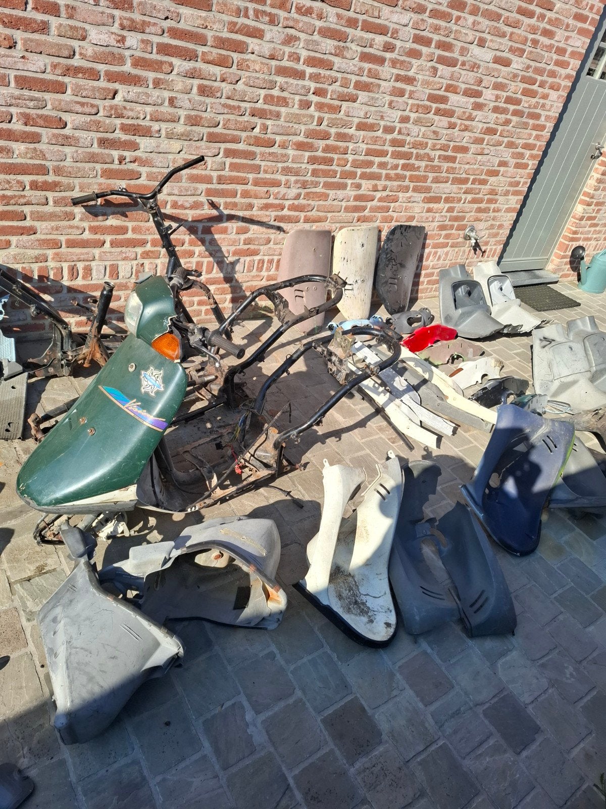 onderdelen honda vision per stuk of alles samen, Enlèvement