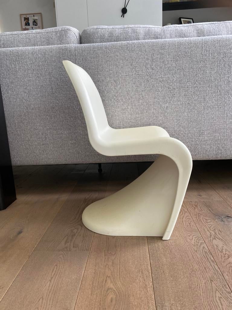 Kinderstoelen wit, Ophalen, Zo goed als nieuw, Kunststof, Modern