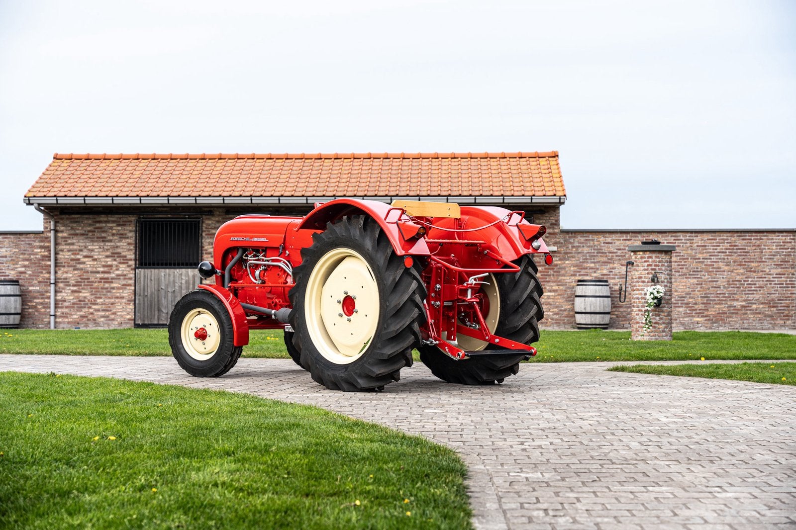 Porsche 329 Super Export collectorsitem, Articles professionnels, Agriculture | Outils, Enlèvement