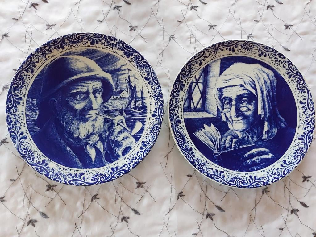 Boch Belgium/ La Louvière Delfts borden boer en boerin, Enlèvement ou Envoi