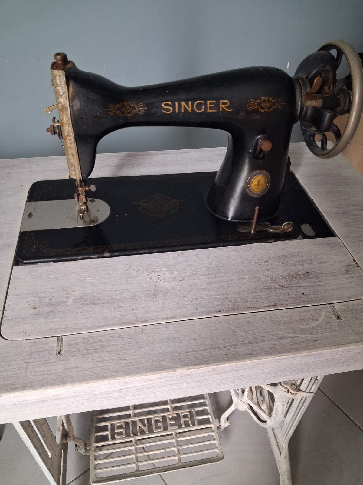 Machine à coudre Singer 15k avec table 1 tiroir (ED-545666), Antiquités & Art, Enlèvement