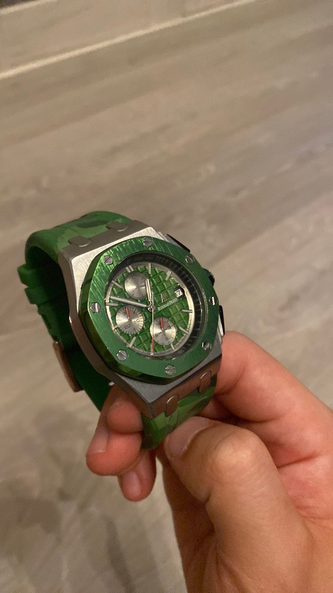 Audemars Piguet Royal Oak Quarts, Handtassen en Accessoires, Sporthorloges, Ophalen of Verzenden, Zo goed als nieuw, Groen