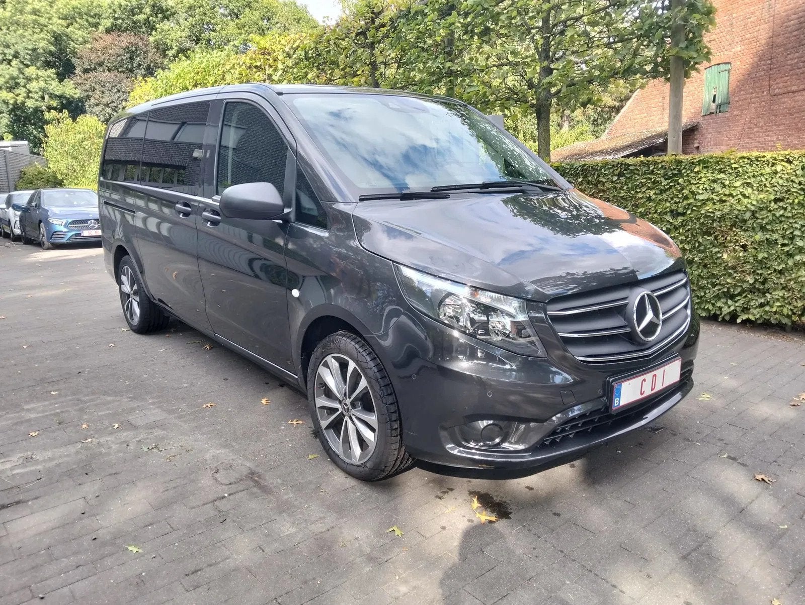 Mercedes-Benz Vito Tourer 4x4 (automatique), Autos, Euro 6, Entreprise, 7 places, Carnet d'entretien