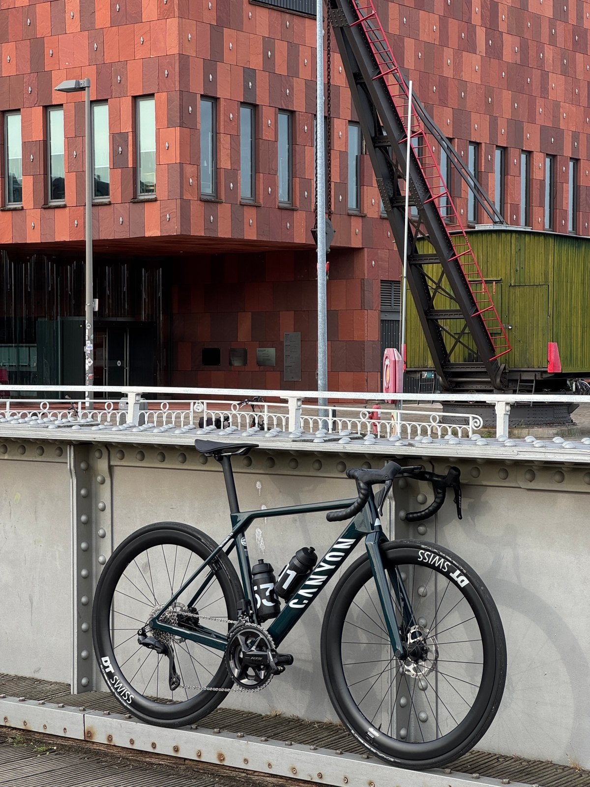 Canyon CF7 Di2 Aero, Ophalen