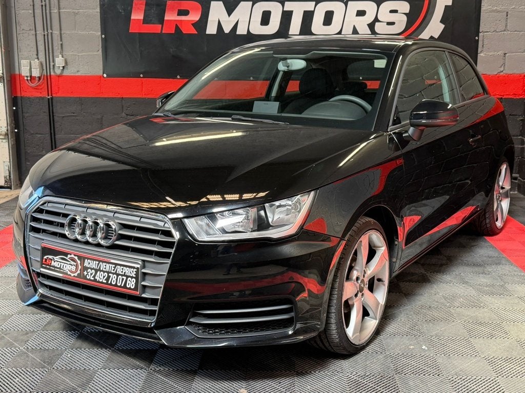 ** Audi A1 1.0 TFSI//SPORT//S-TRONIC **, A1, https://public.car-pass.be/vhr/9c100ae4-d1d7-4669-918d-92365cdff903, Zwart, Leder
