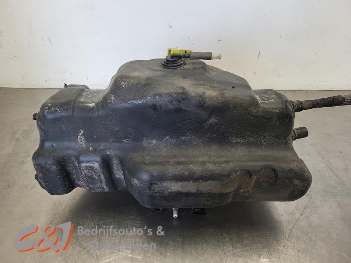 Réservoir Adblue d'un Iveco New Daily, -, 3 mois de garantie, Utilisé, Autres marques automobiles