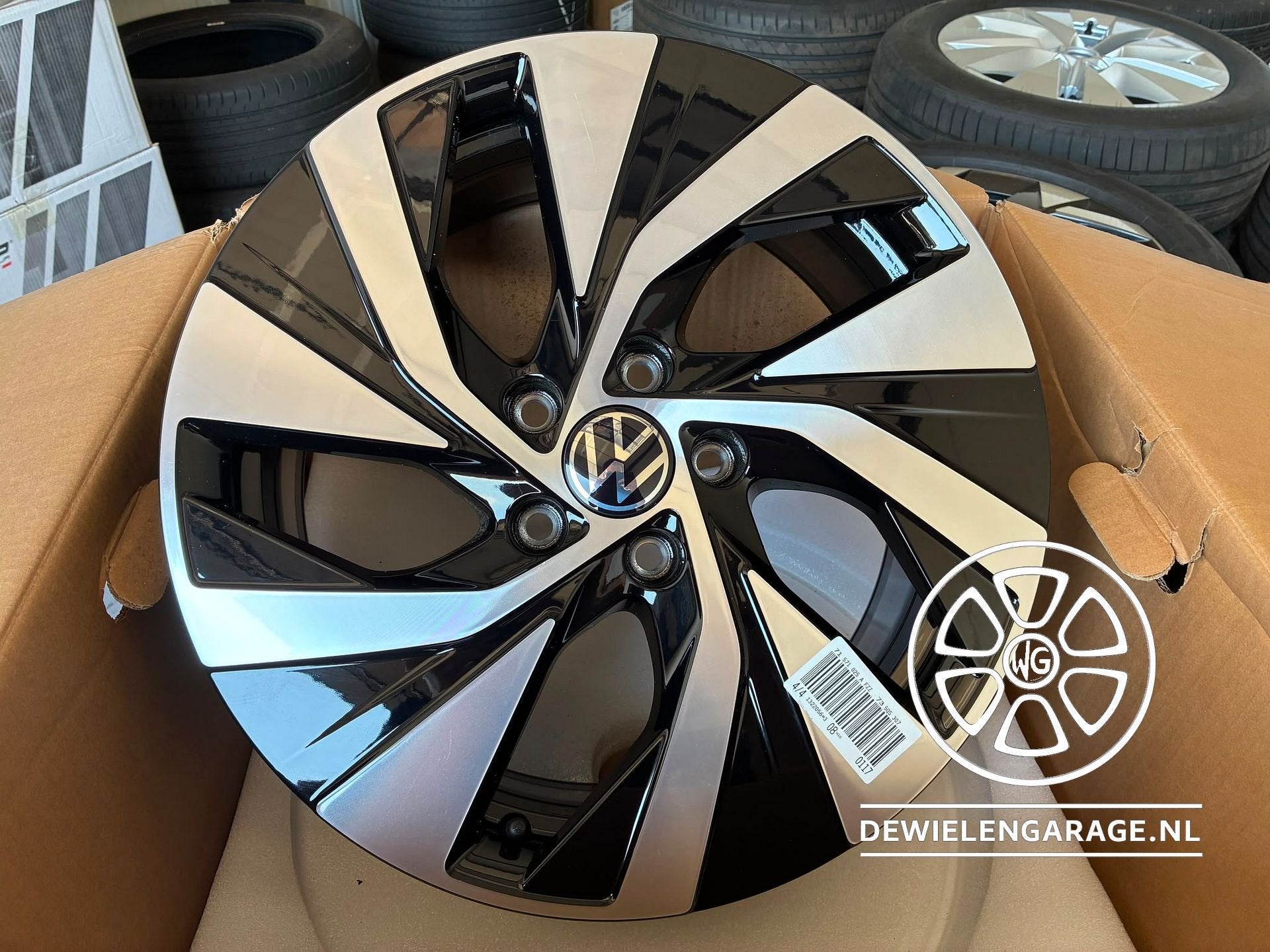 4x 17 inch VW VENEZIA Velgen NIEUW DEMO Origineel Tiguan T-R, Auto-onderdelen, Banden en Velgen, Velg(en), -, -, Nieuw