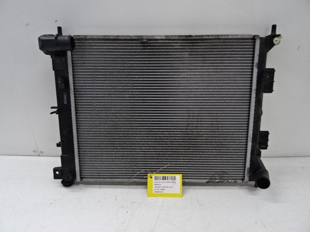 RADIATEUR EAU Kia Cee'd Sportswagon (JDC5) (01-2012/12-2018), Kia, Info@kia.de, Utilisé, Theodor-Heuss-Allee 11
60486  Frankfurt am Main, DE