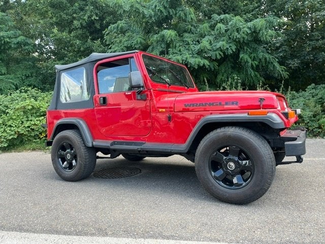 Jeep Wrangler oldtimer in PERFECTE staat ...., Auto's, Oldtimers, 4 zetels, Zwart, Bedrijf, Handgeschakeld