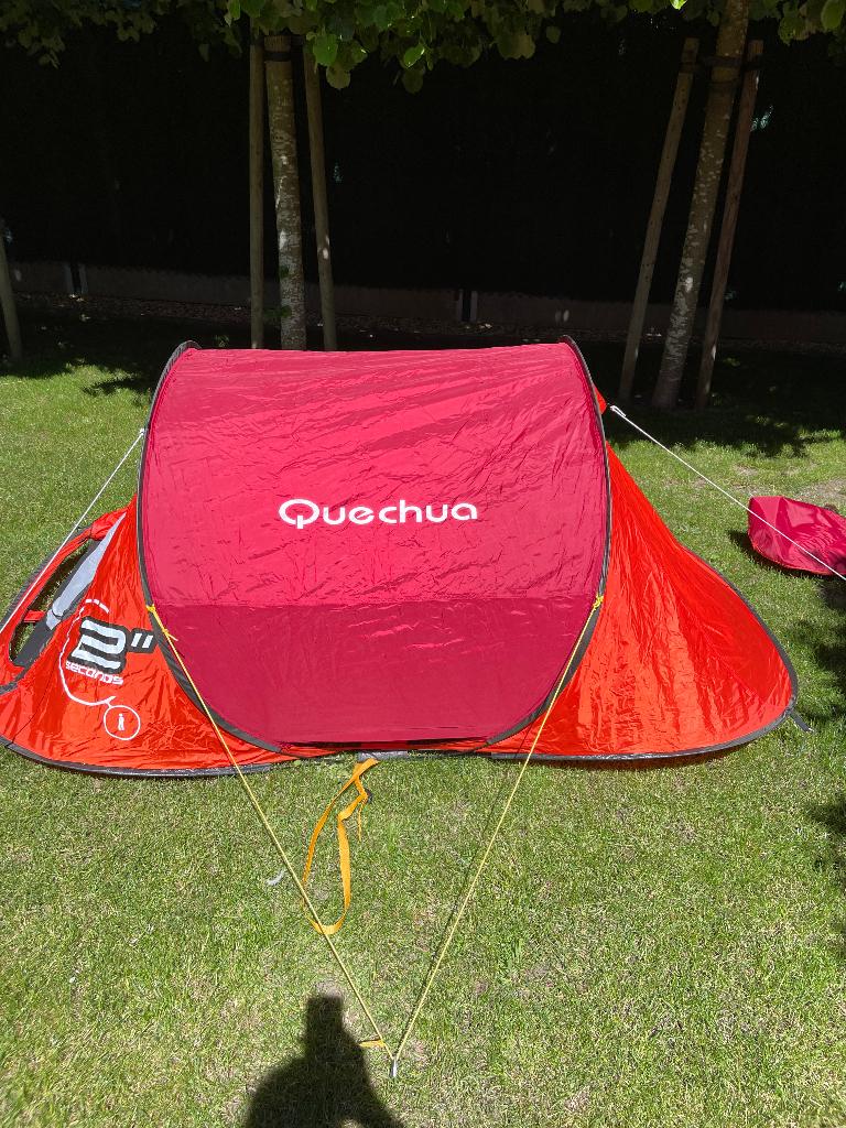 Mooie tent 2 personen, Ophalen, Zo goed als nieuw, Tot en met 2