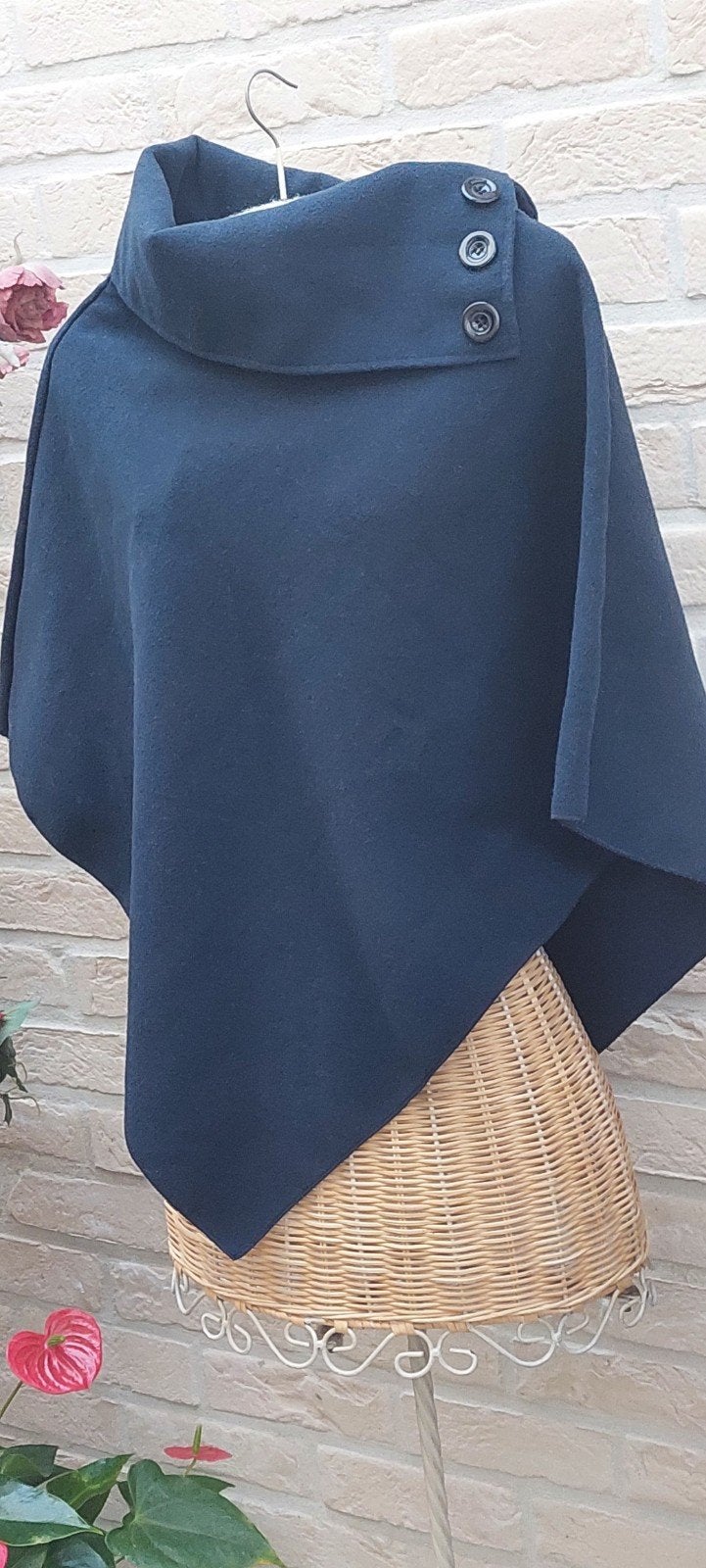 poncho stofje met wol maat m/l, Kleding | Dames, Ophalen of Verzenden, Zo goed als nieuw, Maat 38/40 (M), Blauw