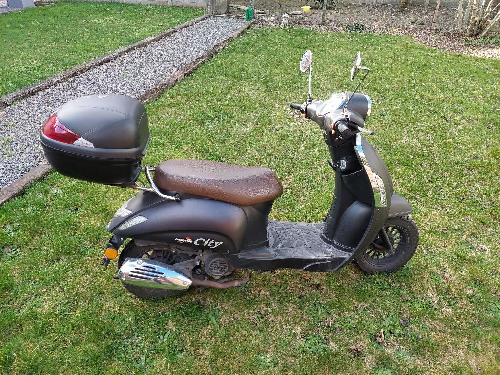 scooter, Fietsen en Brommers, Ophalen, Gebruikt, Overige modellen, Klasse A (25 km/u)