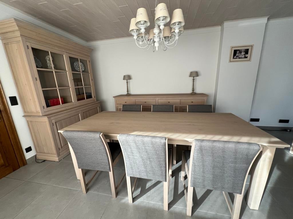 Landelijke eetkamer- tafel met stoelen, 2 kasten, nieuwstaat, Huis en Inrichting, Complete eetkamers, Ophalen, Zo goed als nieuw