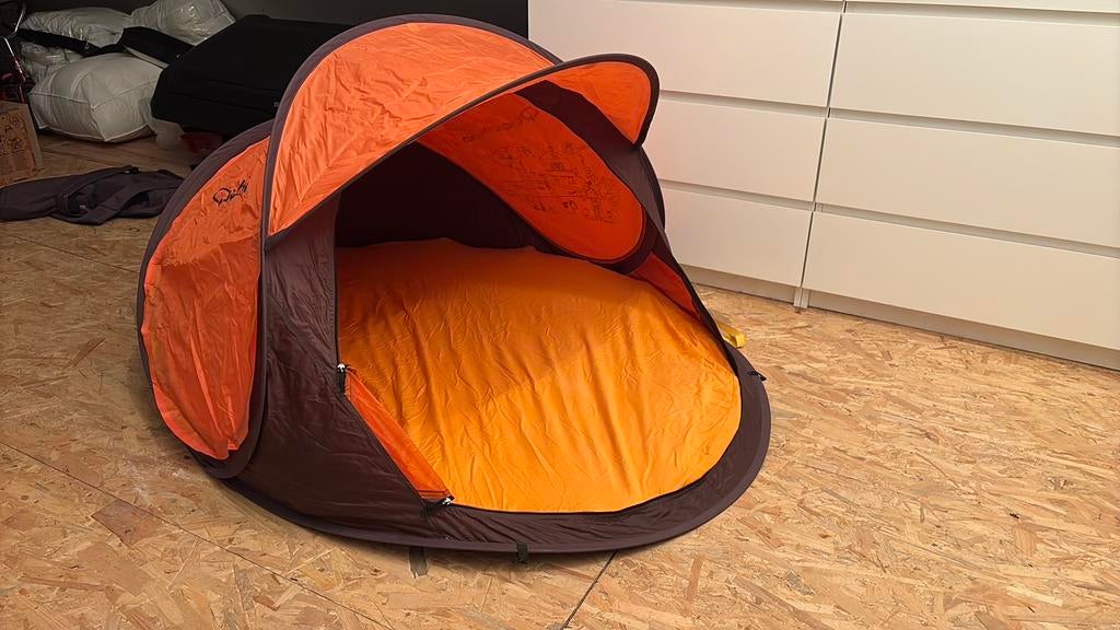 Tent Quechua Baby 2", Caravans en Kamperen, Tenten, Ophalen, Zo goed als nieuw