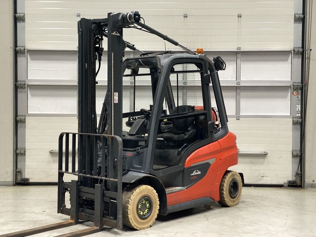 Linde H25T-01, Articles professionnels, Machines & Construction | Chariots élévateurs & Transport interne, Chariot élévateur, LPG