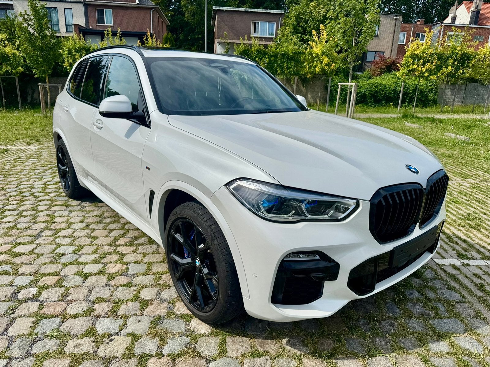 Bmw x5 3.0d X-drive 1r Main 107000km  uitrustingslogboek, Auto's, BMW, Automaat, Parkeerassistent, Vierwielaandrijving, Particulier