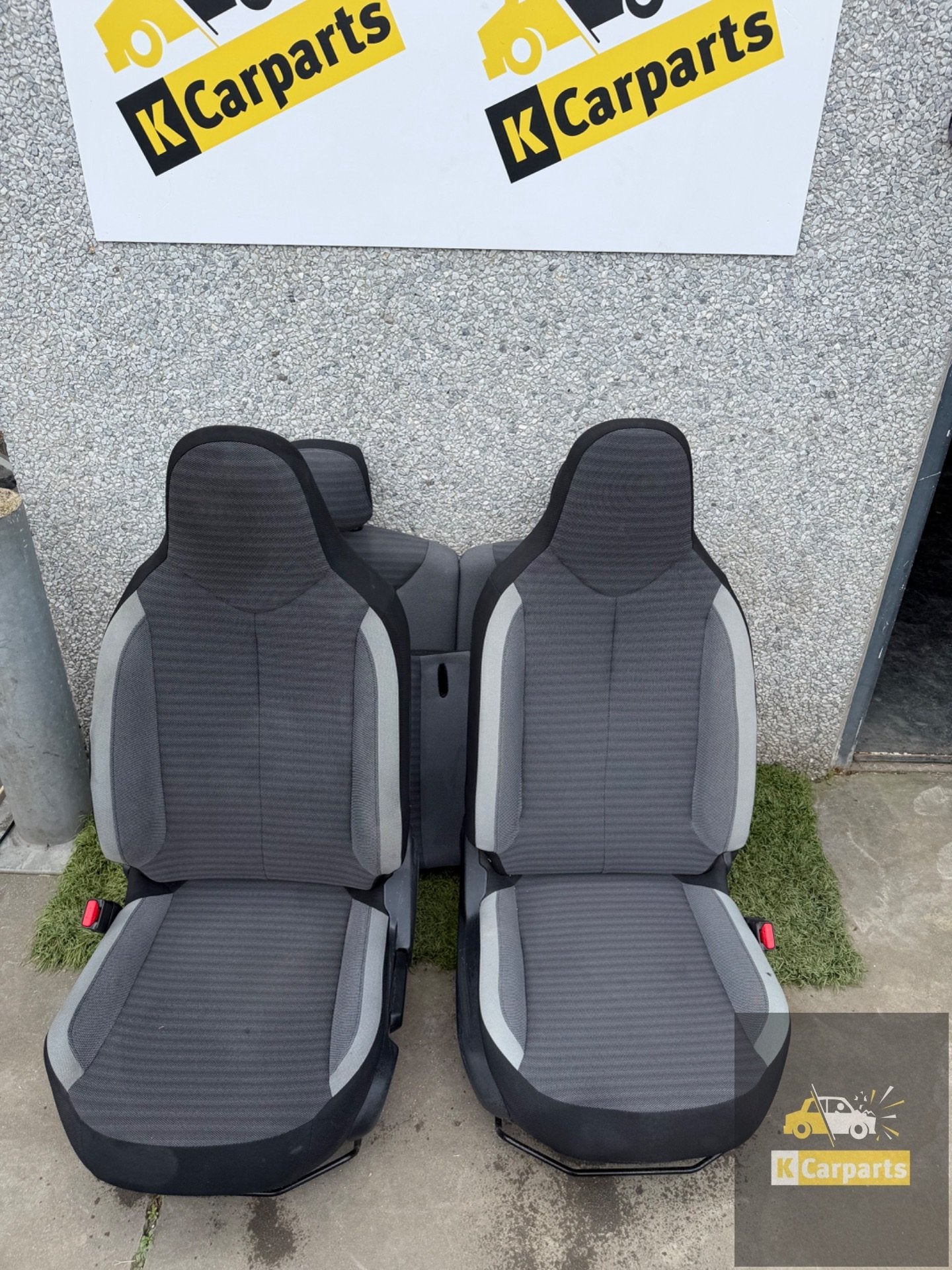 Stoelen set Totoya Aygo compleet Interieur set citroen c1, Info@toyota.co.jp, Gebruikt, Toyota Motor Corporation, Toyota-Cho 1
471-8571  Toyota City