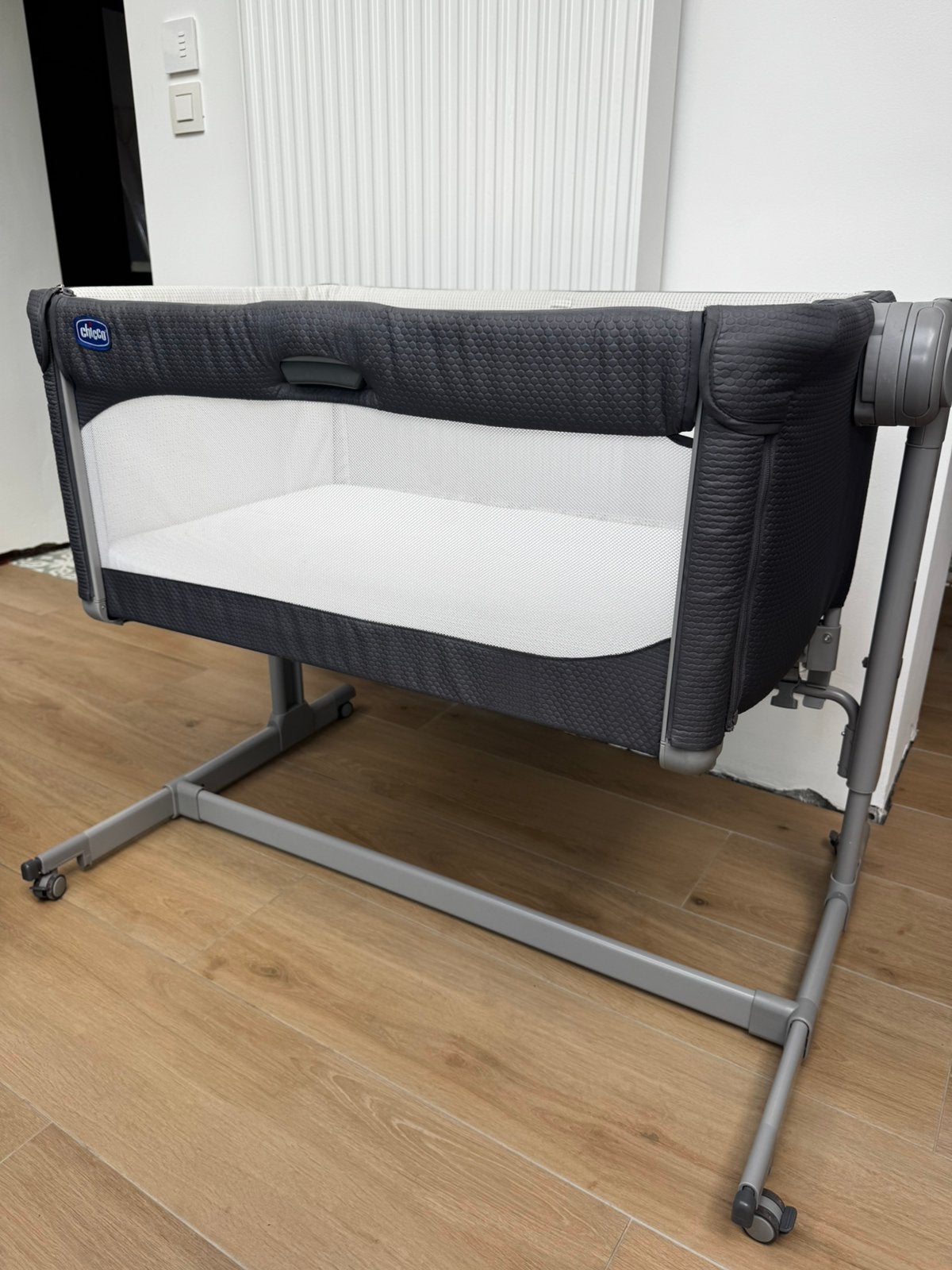 Cododo chicco next2me magic avec 2 draps housses, Ophalen, Gebruikt, Ledikant