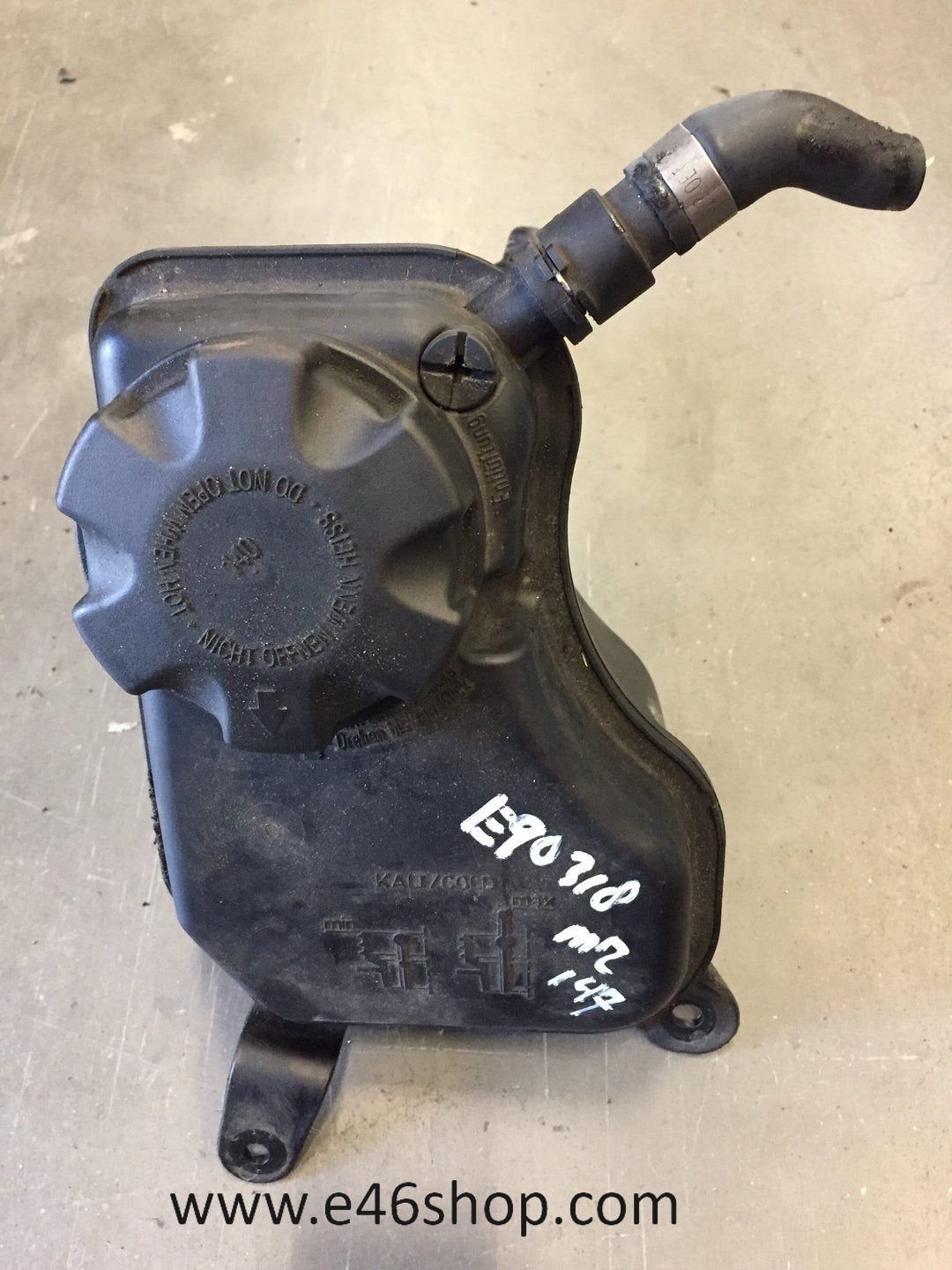 Koelvloeistoftank BMW E90 E91 BENZINE MODELLEN, Gebruikt, -, -, Ophalen of Verzenden