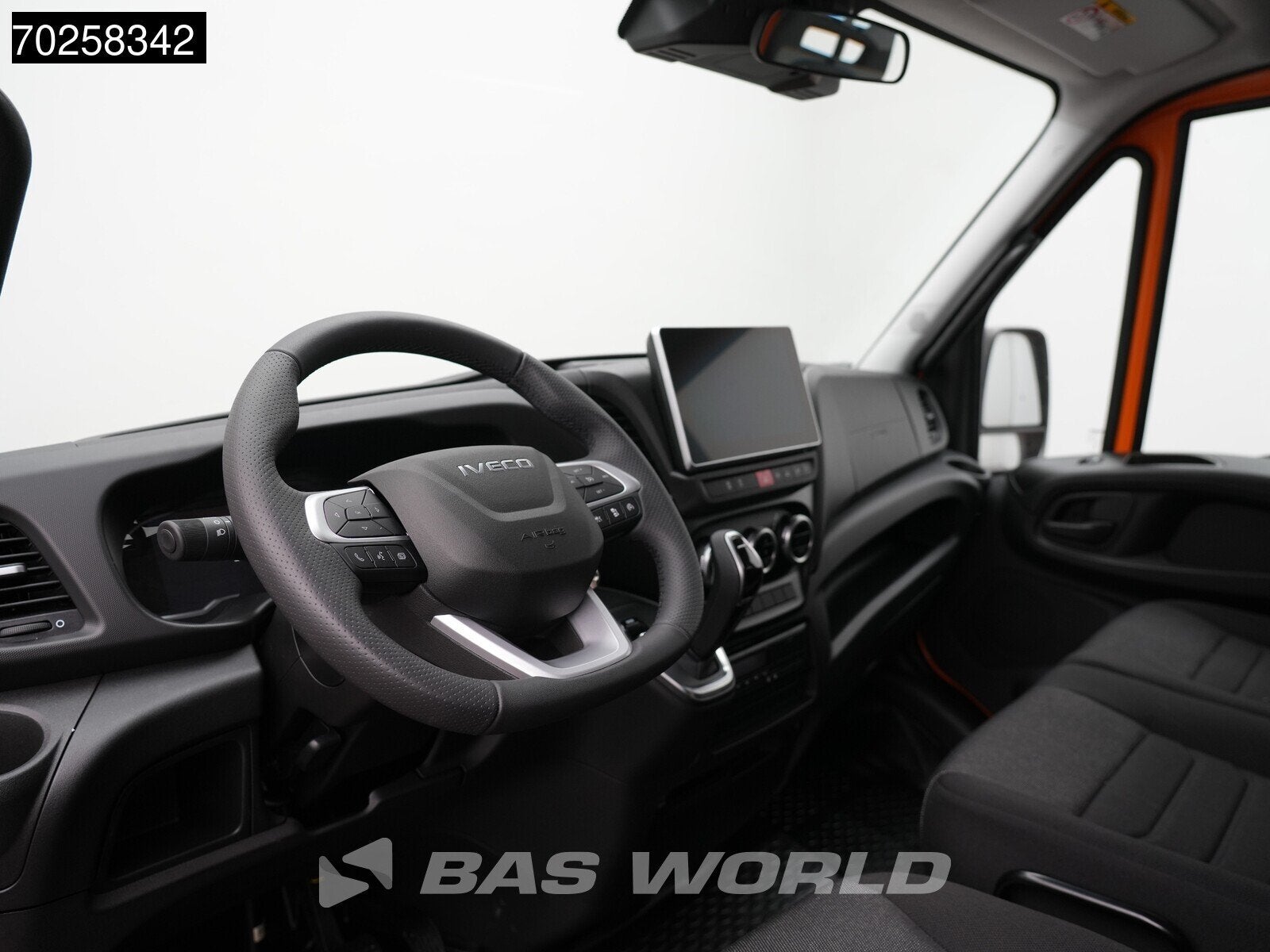 Iveco Daily 35C21 BPM VRIJ! 3-Zijdige Kipper Dubbel Cabine 2, Stof, Euro 6, Iveco, 7 zetels
