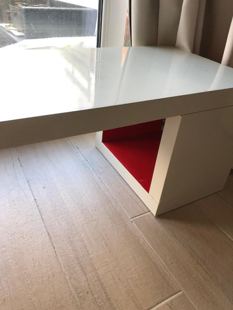 salontafel of tv tafel, Enlèvement