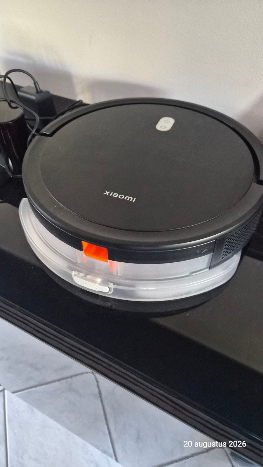 xiaomi robot stofzuiger, Elektronische apparatuur, Ophalen, Zo goed als nieuw, Reservoir, Robotstofzuiger