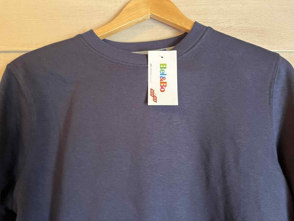 nieuwe sweater met print achter urban wave 176, Kinderen en Baby's, Kinderkleding | Maat 176, Urban wave, Trui of Vest, Nieuw