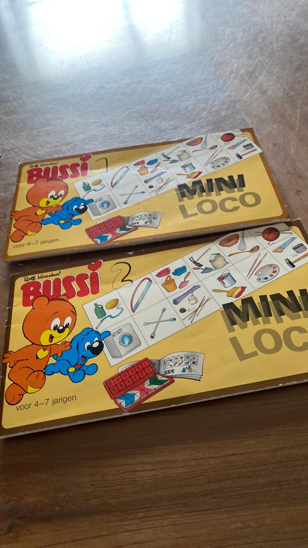 Mini loco bus1 kompleet deel 2 1 blad niet kompleet 1 bladje, Enlèvement, Utilisé, Garçon ou Fille