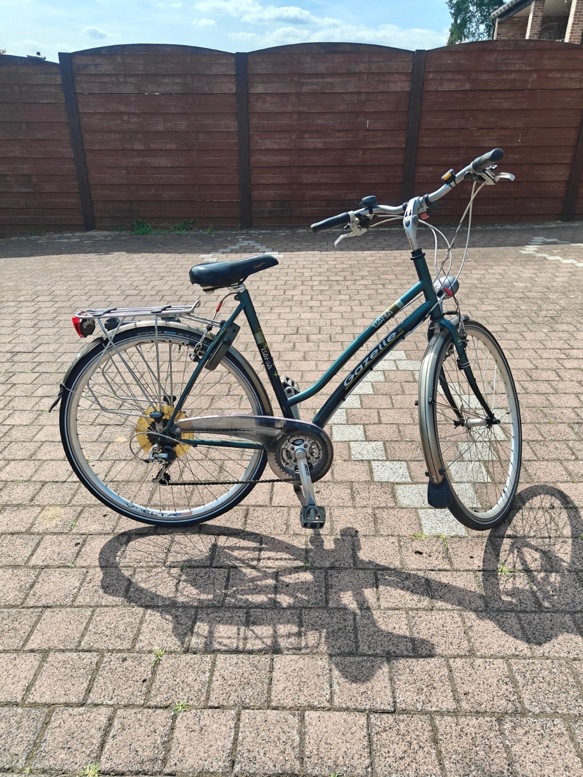 kotfiet, studenten, damesfiets  Gazelle, Vélos & Vélomoteurs, Vélos | Femmes | Vélos de sport & de randonnée, Enlèvement, Moins de 10 vitesses