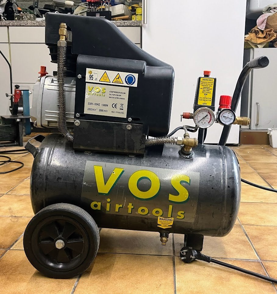 compressor VOS Airtools, Ophalen, Zo goed als nieuw, 6 tot 10 bar, 200 tot 400 liter/min