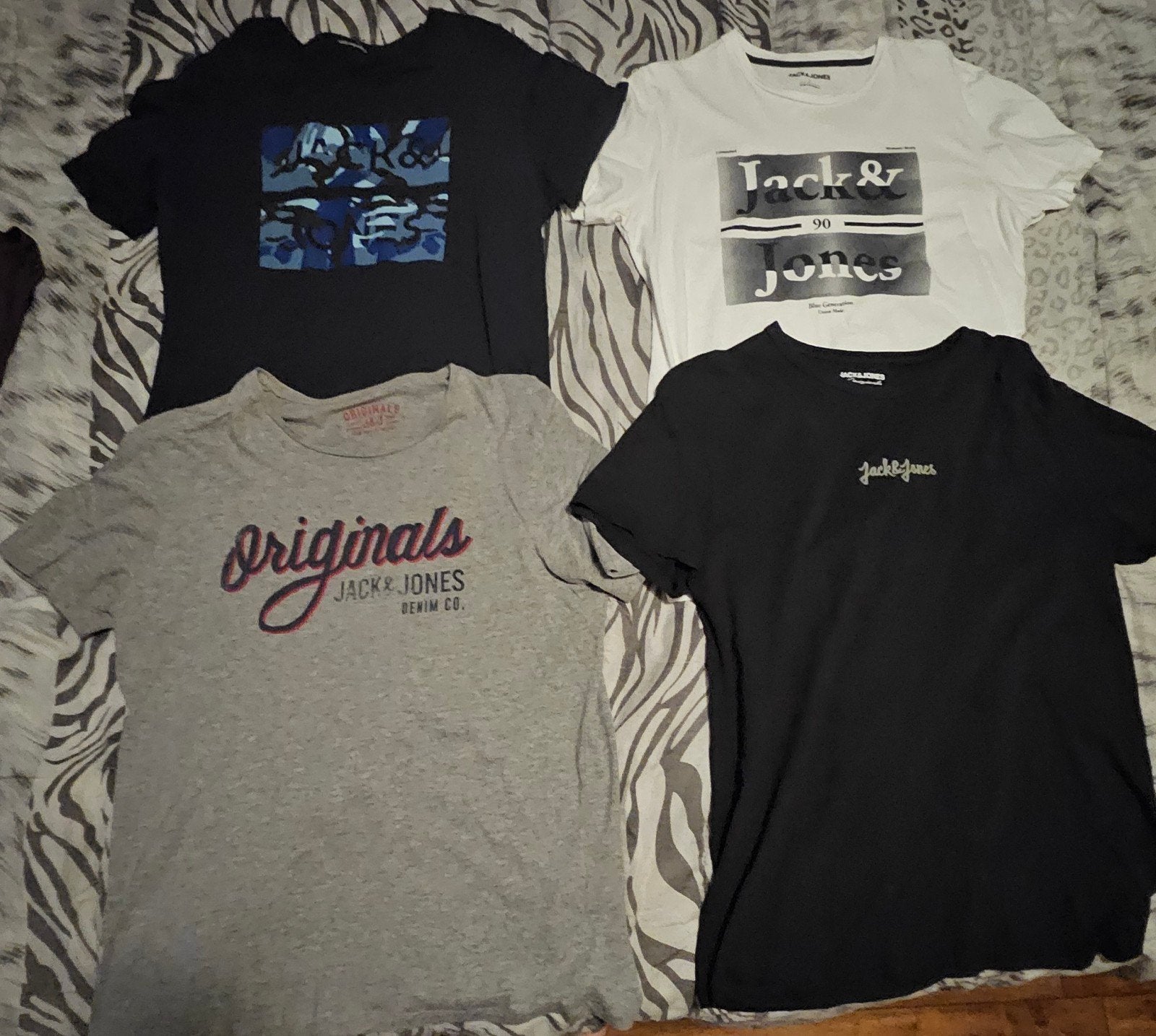 A vendre lot de 4 T-shirts Jack&Jones (taille L), Enlèvement ou Envoi