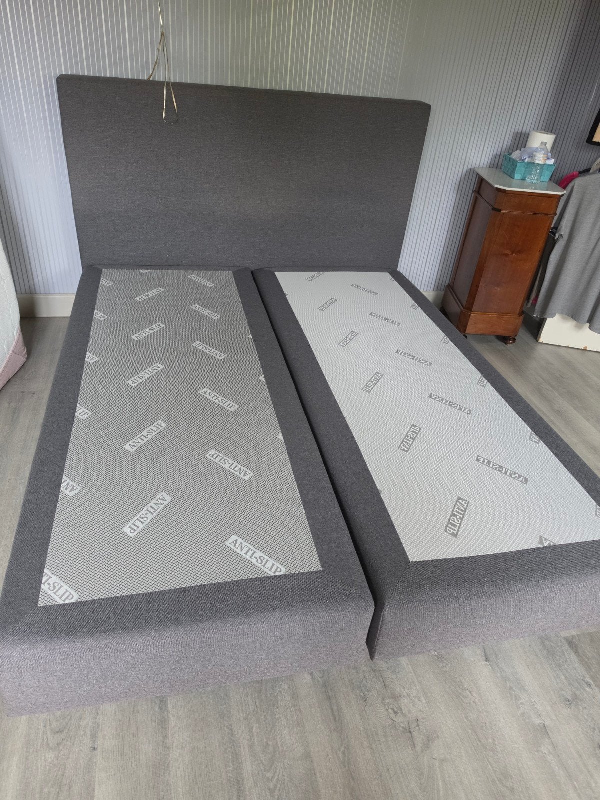 boxspringbed, Ophalen, Gebruikt, 200 cm, Grijs