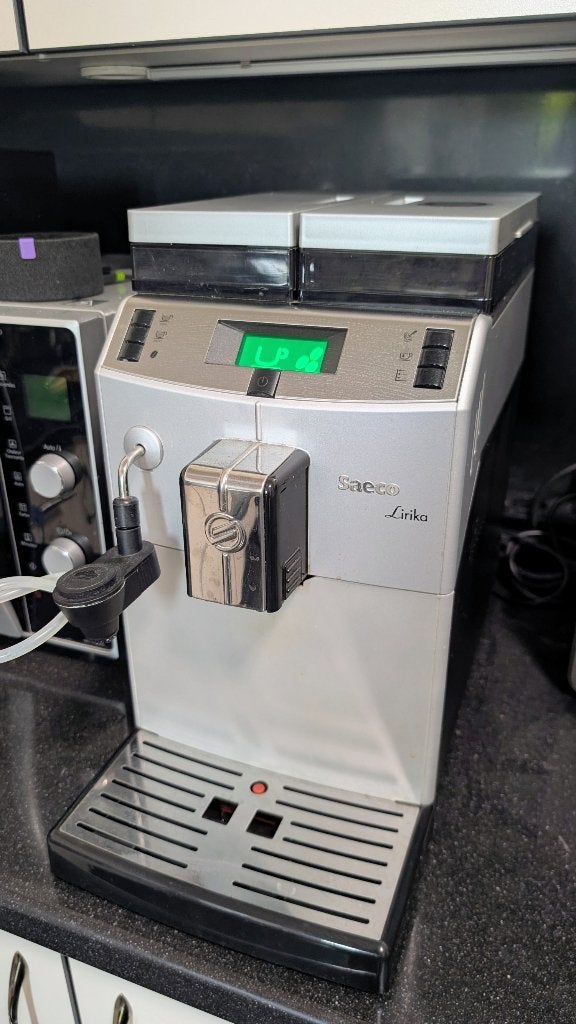 Saeco Lirika, Elektronische apparatuur, Koffiezetapparaten, Ophalen, Espresso apparaat, 10 kopjes of meer, Koffiebonen