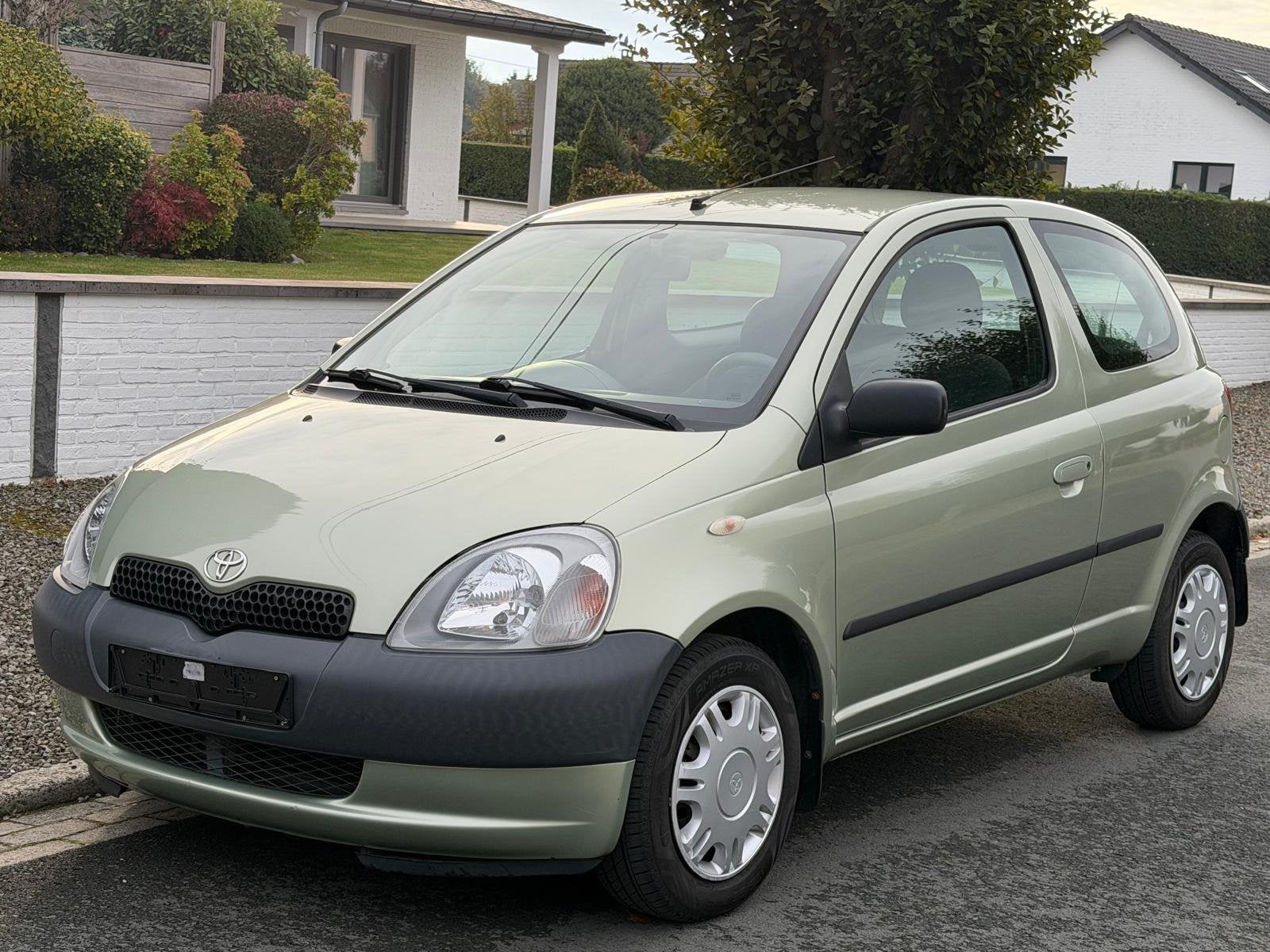 Toyota Yaris 1.0 VVT-i prete à immatriculer, Autos, Achat, Boîte manuelle, Autre carrosserie, Particulier