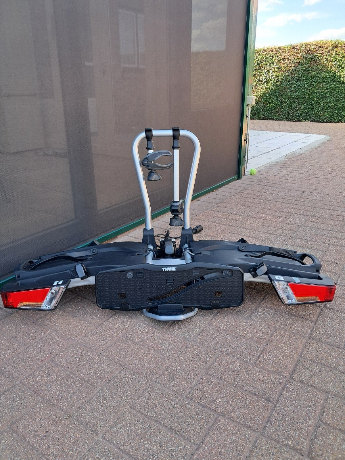 Thule aesyfold XT2 932 geschikt voor alle fietsen tot 60kg, Autos : Divers, Porte-vélos, Support d'attelage, Comme neuf, Enlèvement