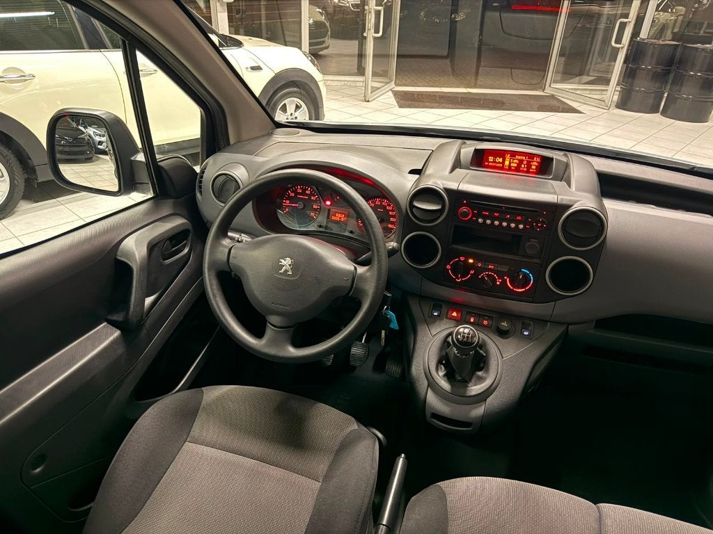 Peugeot Partner Utilitaire 3 Places 1.6i Essence 72kW, Autos, Achat, Euro 6, Entreprise, Boîte manuelle