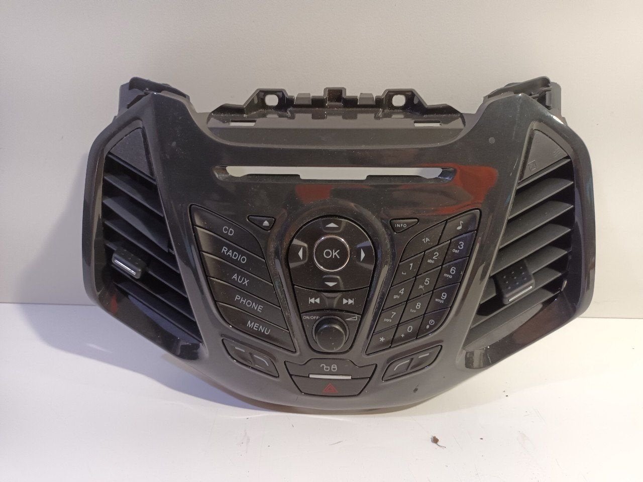 Bedieningspaneel multi media Ford EcoSport, Onderdelen@venauto.nl, Van der Ven Autorecycling B.V., Ettenseweg 76, 4706 PB Roosendaal, The Netherlands