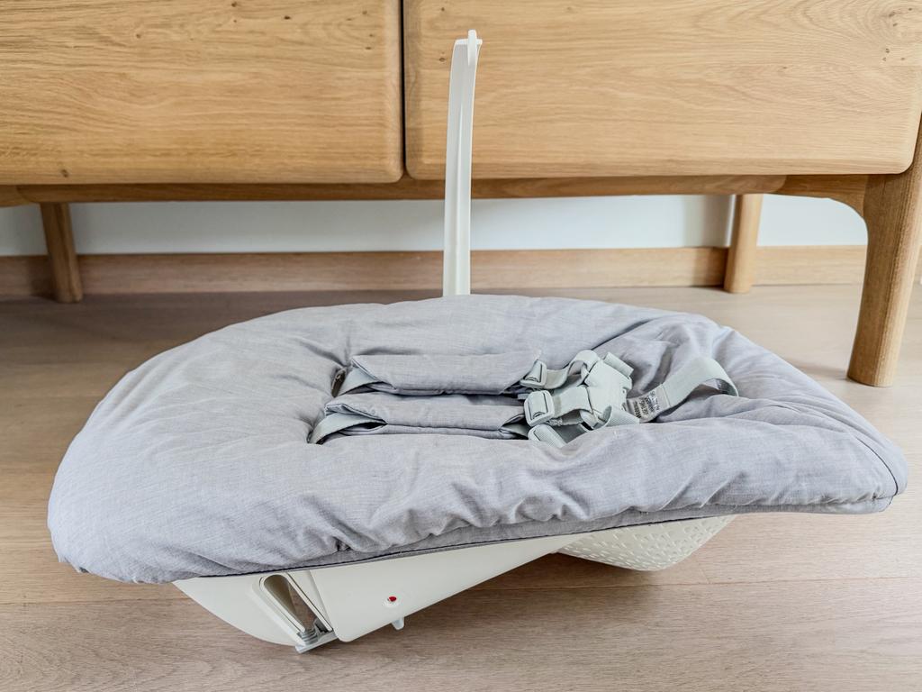 Tripp Trapp Newborn Set grijs, Kinderen en Baby's, Kinderstoelen, Ophalen, Zo goed als nieuw, Meegroeistoel, Gordel(s)