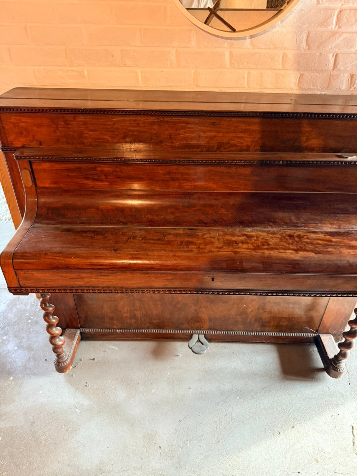 Piano vintage en bois, Enlèvement, Utilisé, Brun, Piano