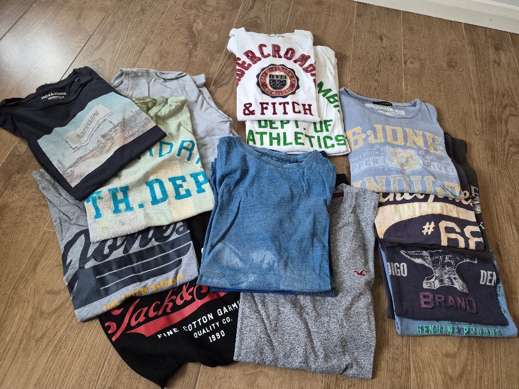 Lot T-shirts marques garçons de xs a M, Vêtements | Hommes, T-shirts, Enlèvement ou Envoi, Porté, Autres tailles, Autres couleurs