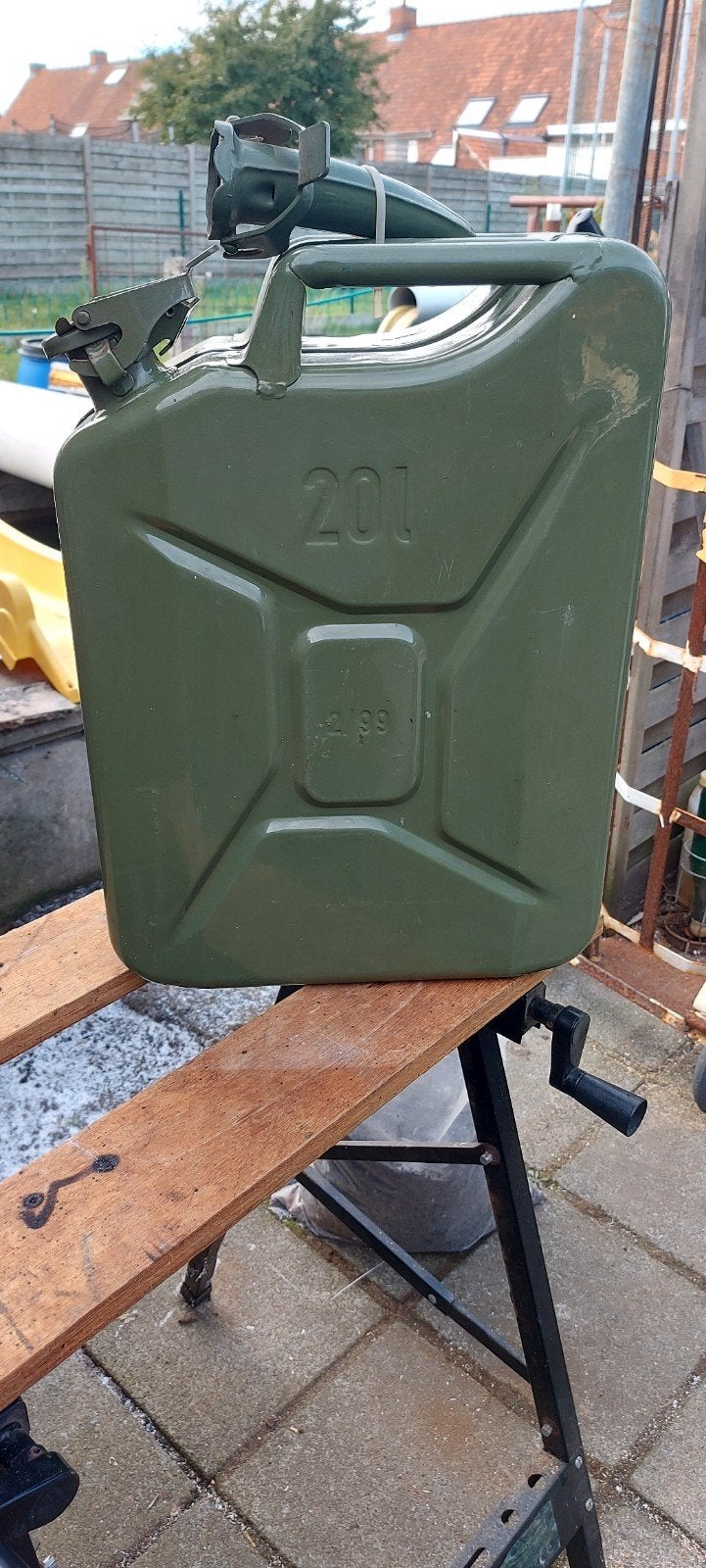 jerrycan  20 liter, Ophalen