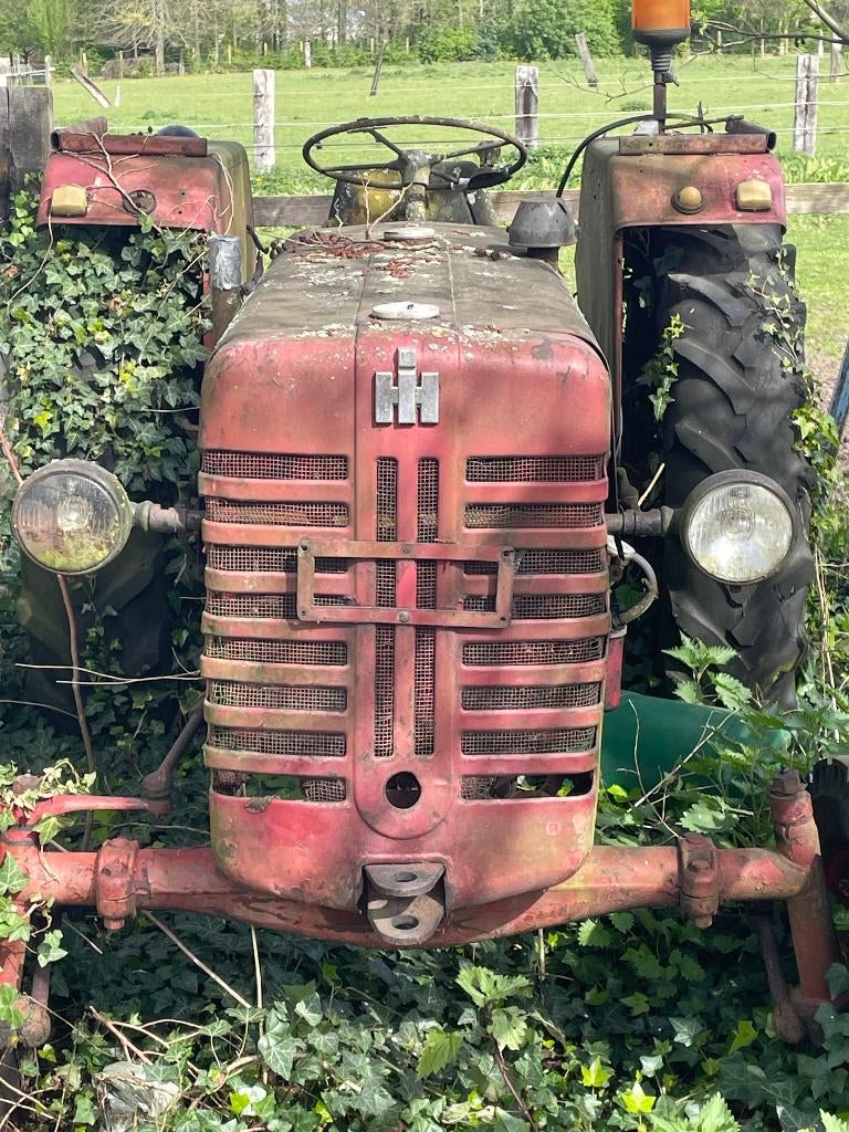 Mccormick farmall d430 tractor/ oldtimer, Ophalen, Voertuig of Aanhanger
