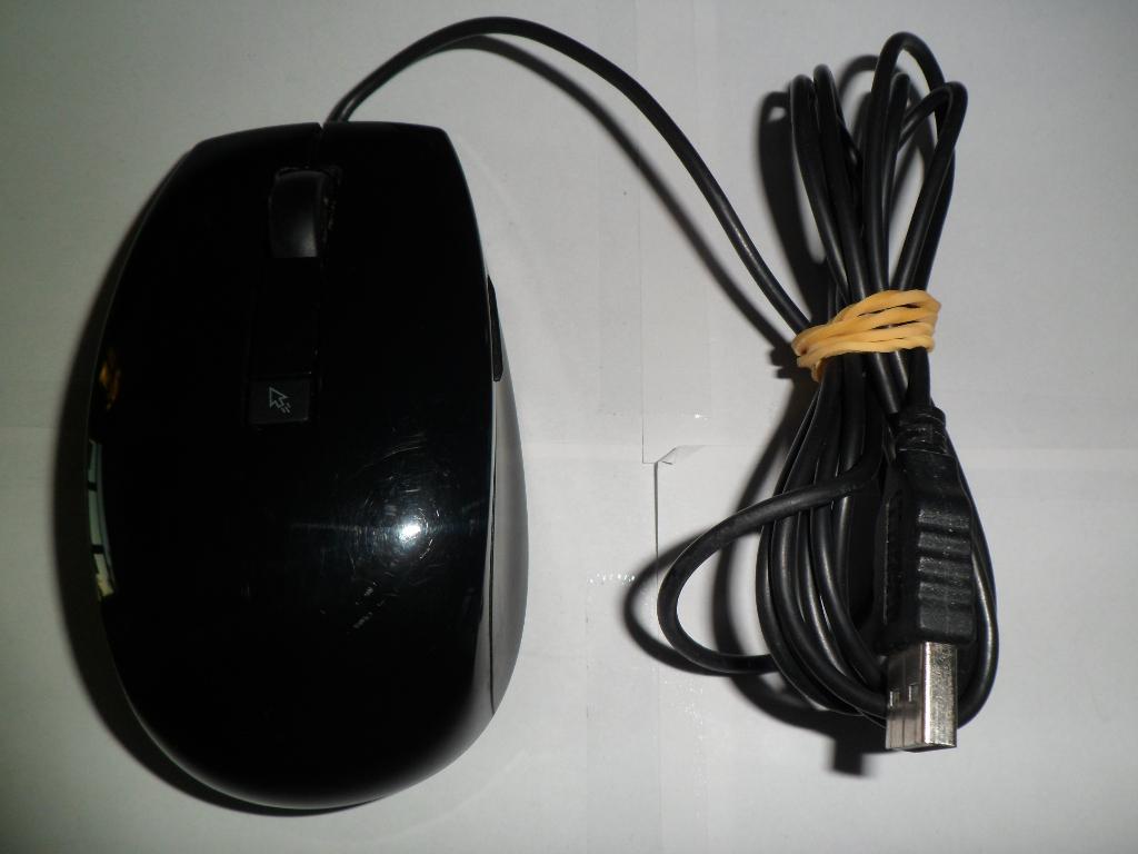 Souris optique Dell Deluxe, J660D,noir brillant,cordon 1,7 m, Enlèvement ou Envoi, Souris