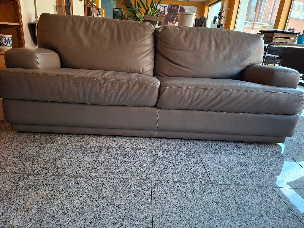 2-zitszetel Echt leder Gervan – Taupe / Grijsbruin, Maison & Meubles, 75 à 100 cm, Comme neuf, Enlèvement, Tijdloos