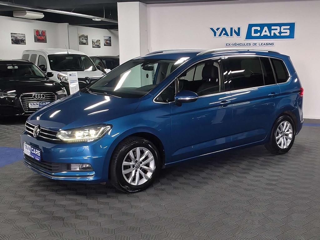 Volkswagen Touran Highline * Automatique * Full Options * GA, Auto's, Gebruikt, Euro 6, 4 cilinders, Bedrijf