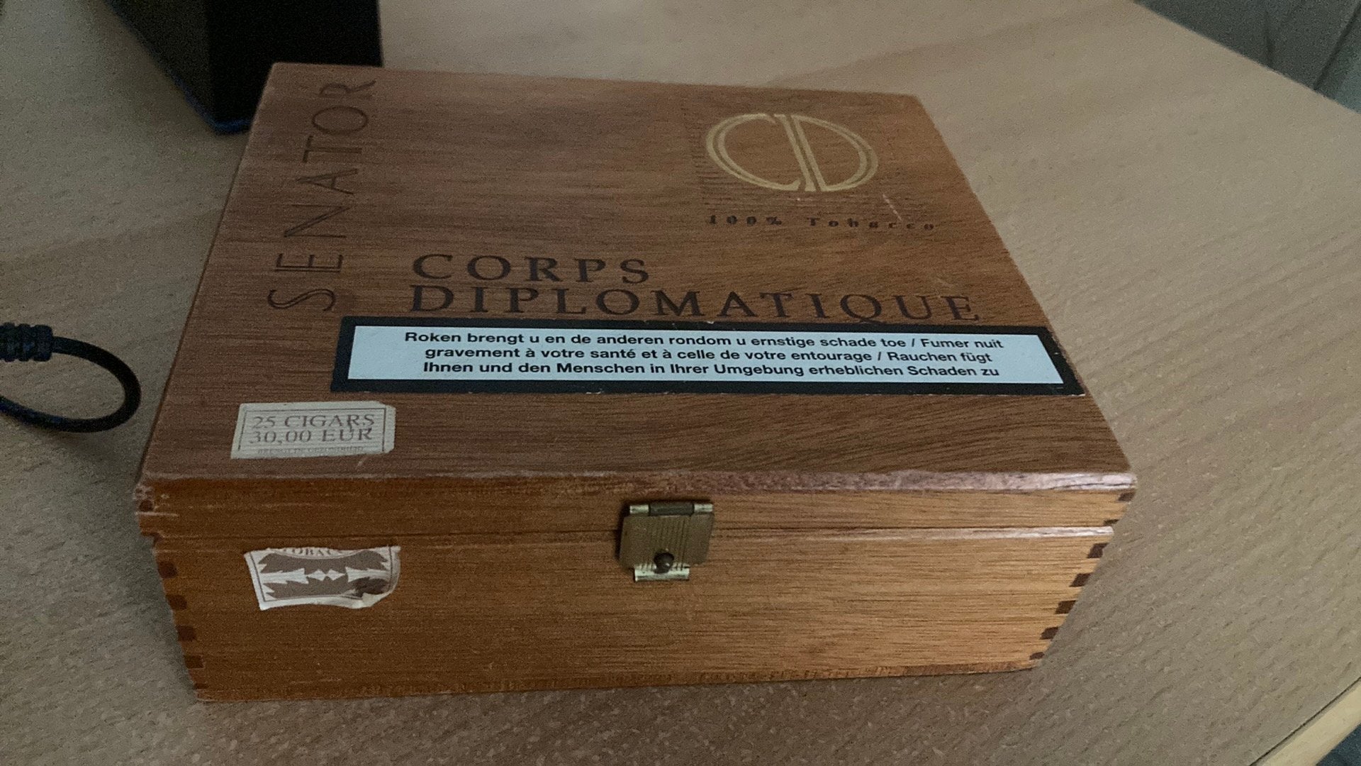 Lege sigarendoos vorps diplomatique, Ophalen of Verzenden